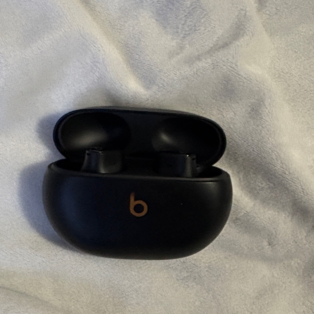 Beats by Dre Black Wireless Earbuds